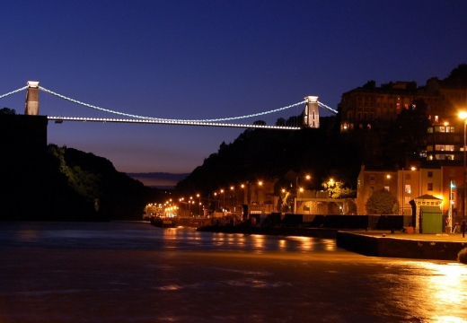 Ponte sospeso Clifton a Bristol di notte
