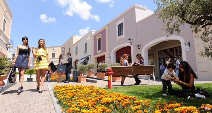 Sicilia Outlet Village