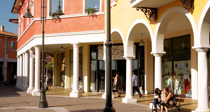 Mantova Outlet Fashion District