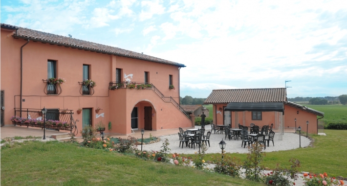 Vista dell'agriturismo lanterna rossa