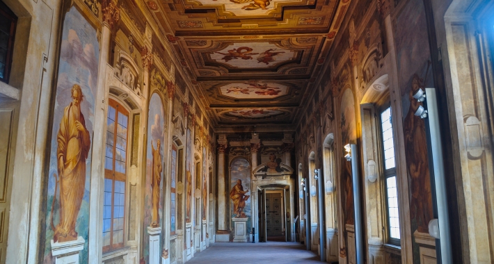 Palazzo Arese Borromeo