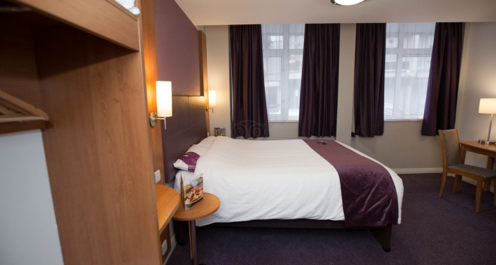 Premier Inn London Putney Bridge Hotel