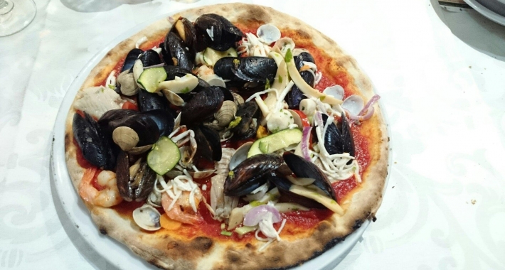 Pizza ai frutti di mare