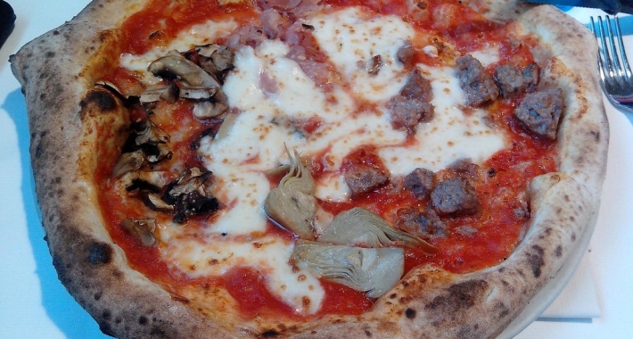 Pizza quattro stagioni