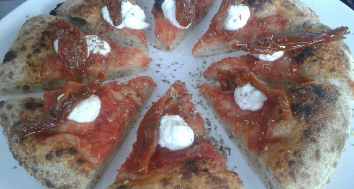 Pizza con ricotta