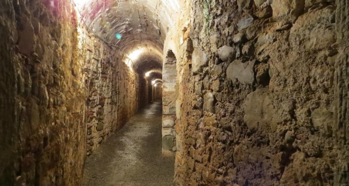 Camminamenti interni del Castello Malaspina 