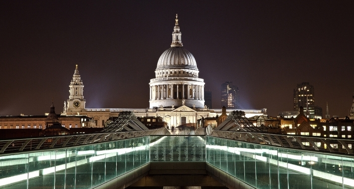 Cattedrale di St. Paul vista dal Millenium Bridge