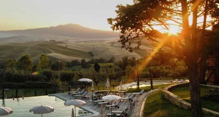 Tramonto sulle colline di San Casciano dei Bagni