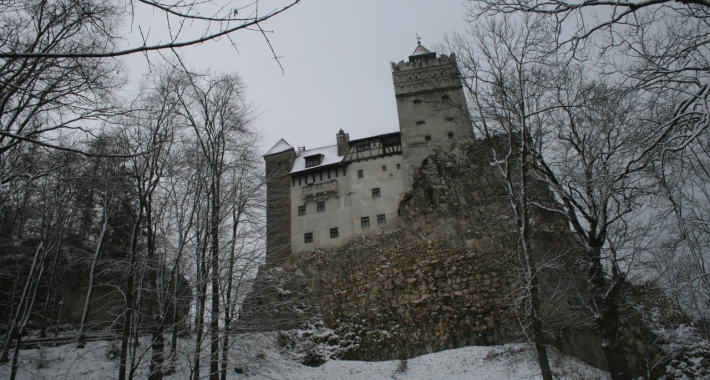 Castello di Dracula sotto la neve
