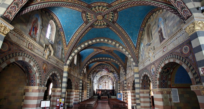 Interno del Duomo di Santa Maria Assunta di Bobbio