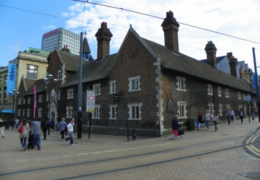 Whitgift Almshouses, Croydon, Londra