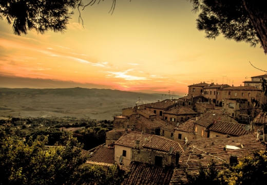 Tramonto su Volterra, Toscana